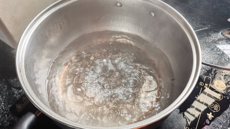 连城最名贵的特产,白鹜鸭汤,超级美味,清香无比,水开了