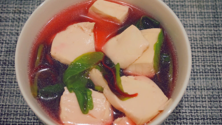 苋菜豆腐汤,一碗降火的羹汤就好啦~