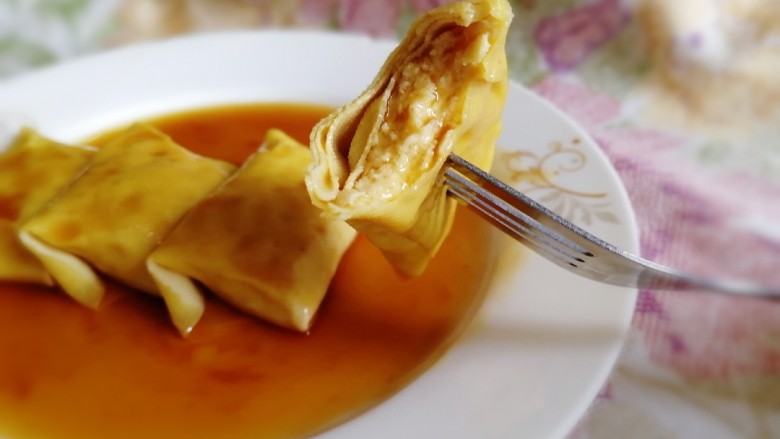 千张包肉,卷起来蒸一蒸,美味不上火。