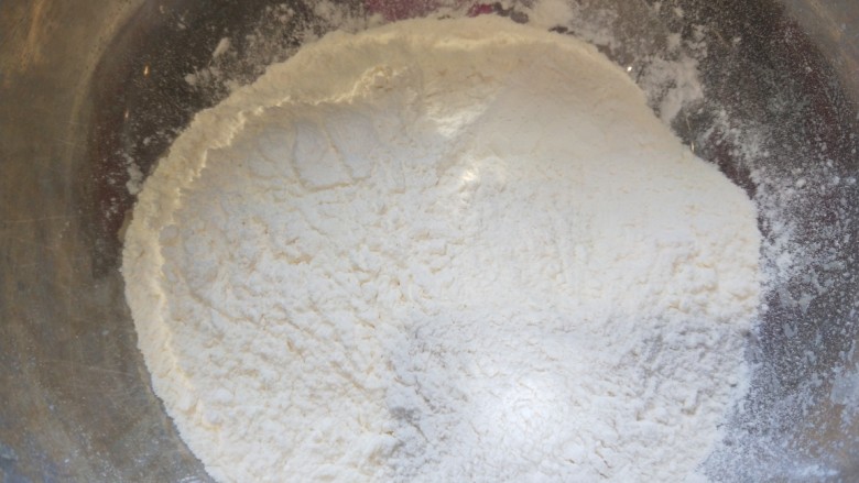 韭菜锅贴,今天做饺子吃,自己合面。