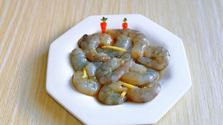 豆腐蒸蛋,抓拌均匀,腌制10分钟。