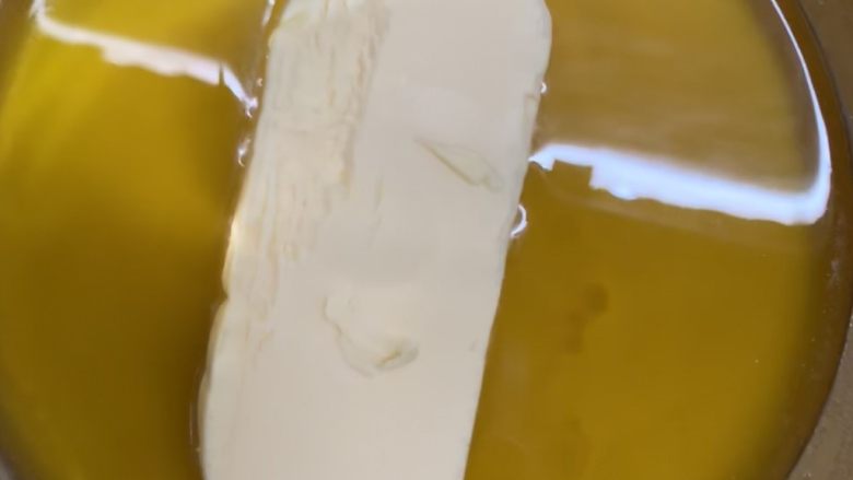 天意弄人永不放弃菠菜布丁蛋糕,黄油再加一小块,总数就是配料单里那个哈。