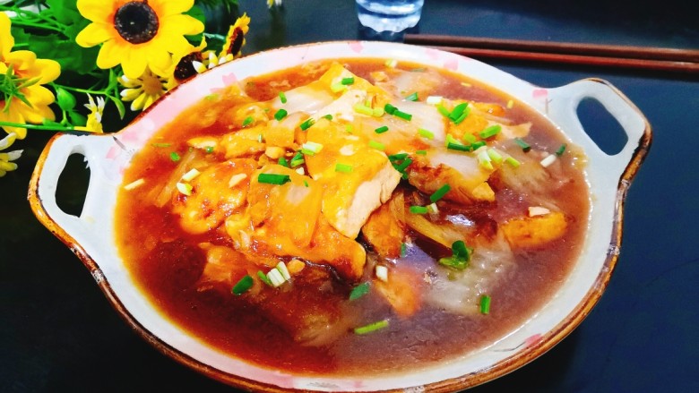 白菜炖豆腐,上桌,即可开吃