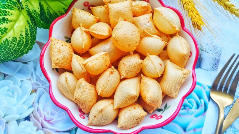 豆皮泡泡脆,过程真的好神奇!