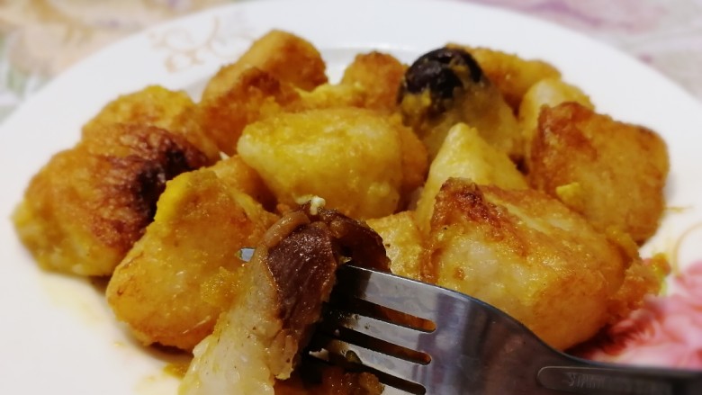 金沙粽子,好吃,可以试试。
