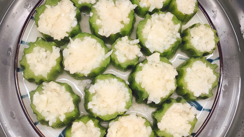 蒜蓉蒸丝瓜,取出