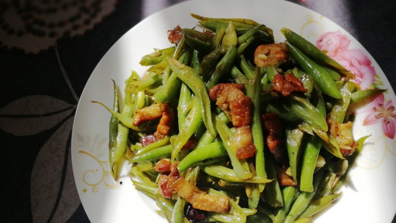四季豆炒肉,最家常,简单易学又下饭。