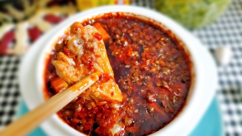 麻辣鸭边腿,肉质细腻,麻辣入味,吃到停不下来