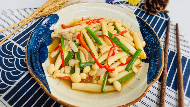 白玉菇炒肉