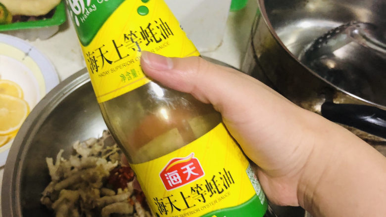 酸辣无骨鸡爪,蚝油