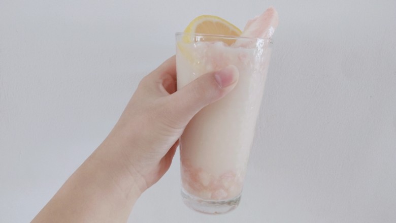 柠檬蜜桃养乐多—夏天的快乐