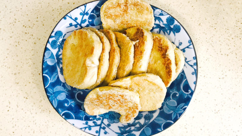 青椒炒素鸡,全部煎好,捡到盘子里