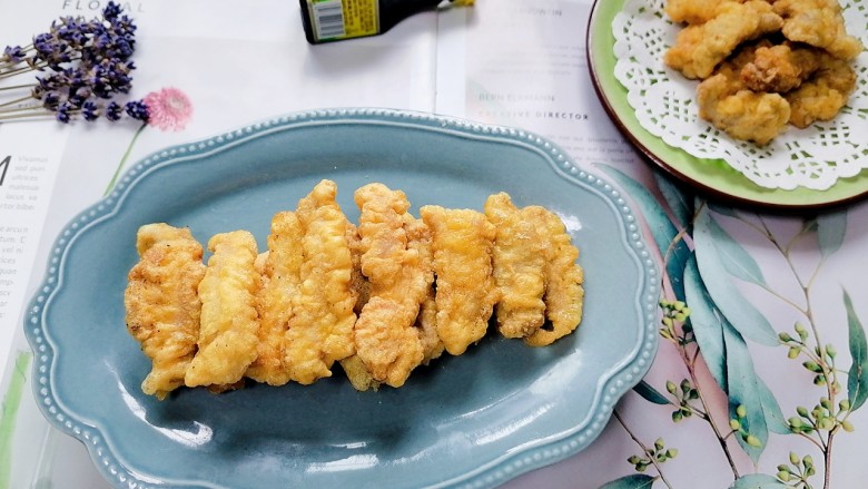 椒盐里脊,拍上成品图,一道香酥可口的椒盐里脊就完成了。