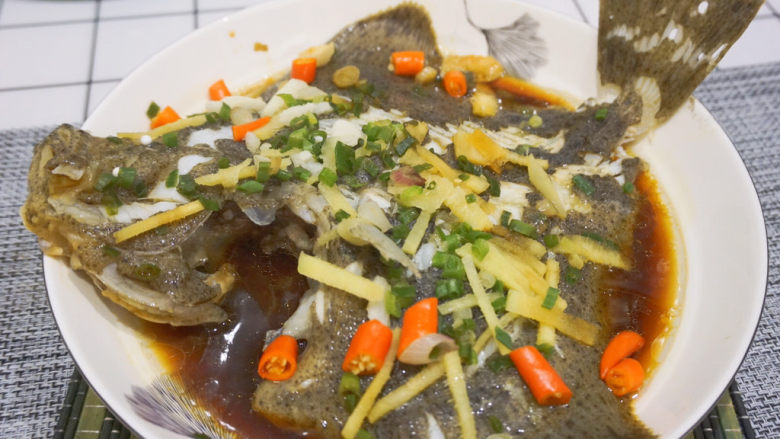 清蒸多宝鱼🐟,很清甜可口啊,很适合下饭
