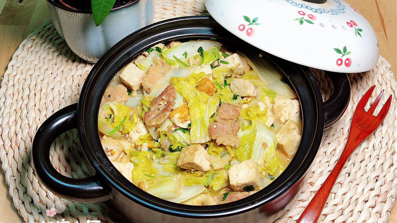 娃娃菜炖豆腐,营养满满哟!