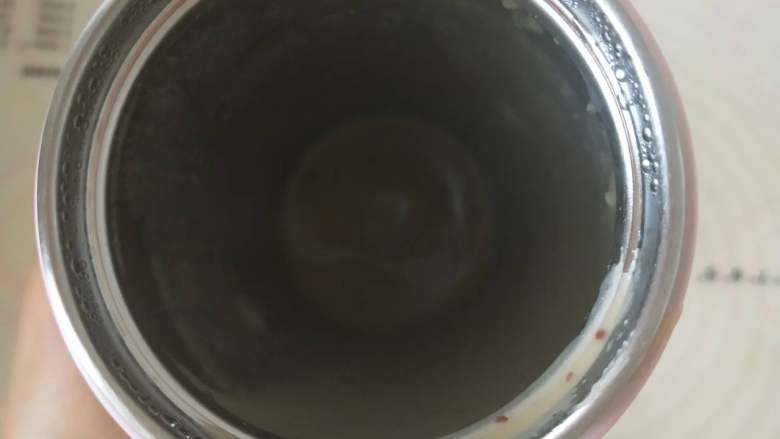 核桃酪,6、核桃酪很细腻,杯子里一点残渣也没有。