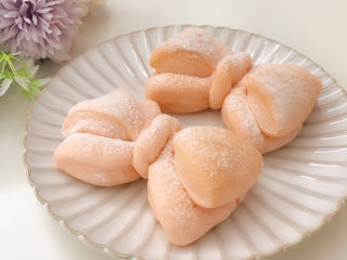 蝴蝶结面包