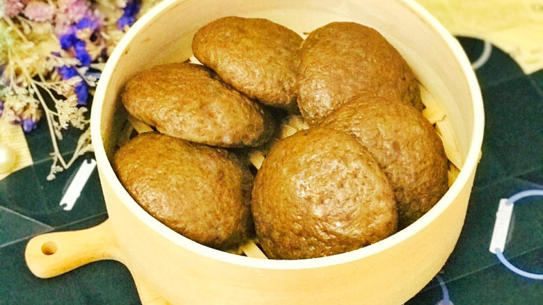 荞麦馒头,一天吃一个粗粮馒头,可以很好地补充营养