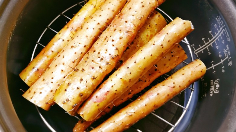 山药红豆糕,放入压力锅隔水蒸熟