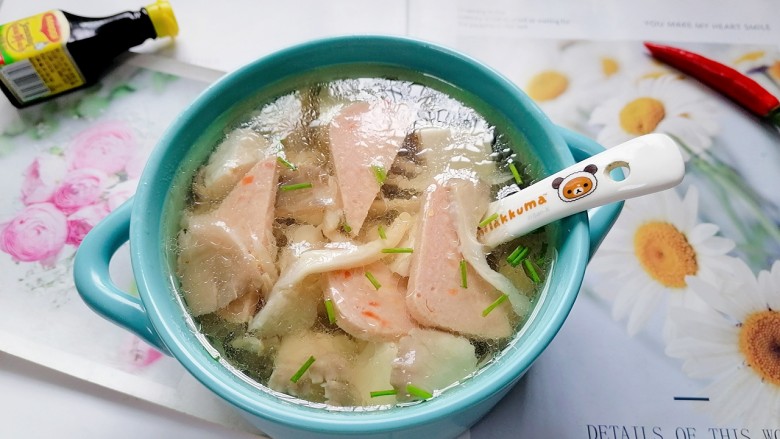 平菇豆腐汤,拍上成品图,一道美味又营养的平菇豆腐汤就完成了。