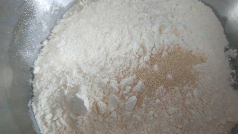 糖火烧,加入白糖,