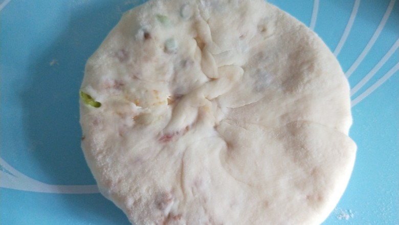 五香葱油肉饼,手压扁?