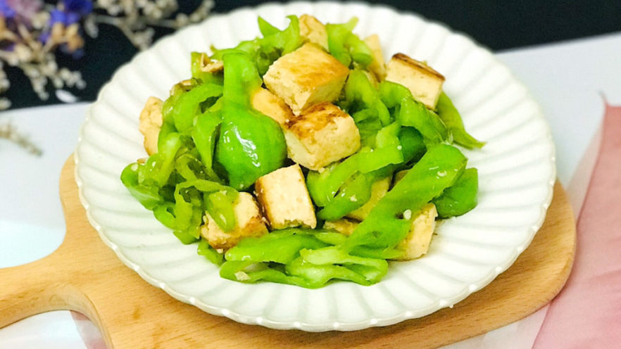 青椒炒豆腐