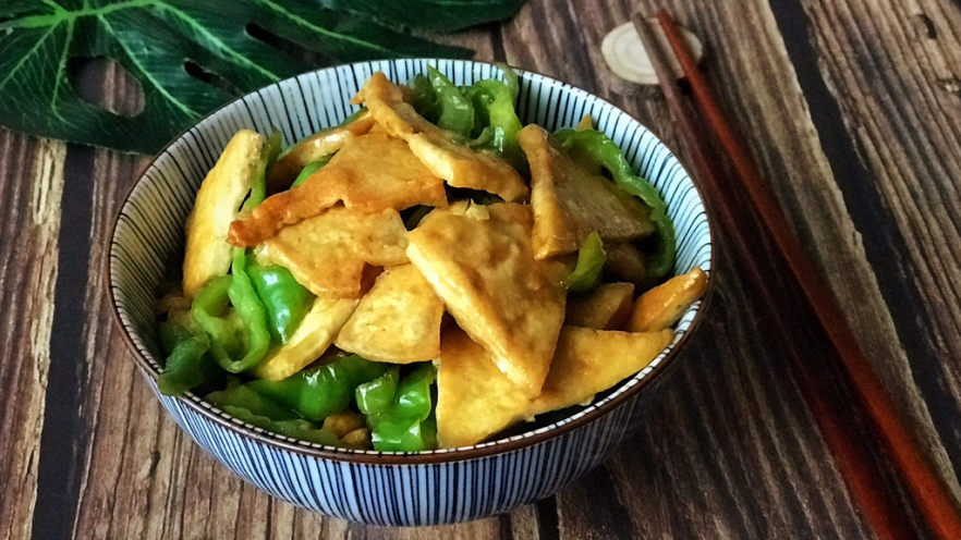 青椒炒豆腐