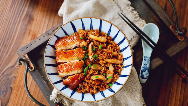 电饭煲鸡腿焖饭,图二