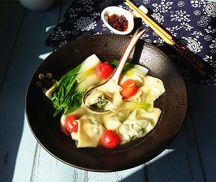 三鲜小馄饨