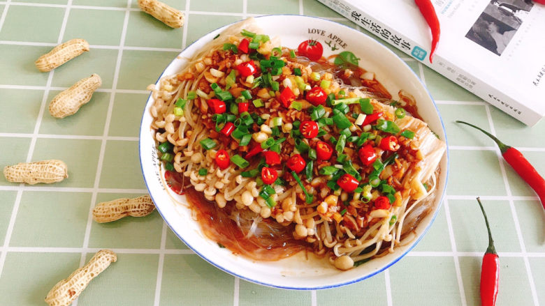 蒜蓉粉丝蒸金针菇,成品图!