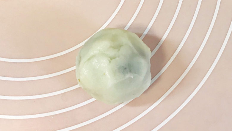 山药红枣糕,放在案板上,团圆