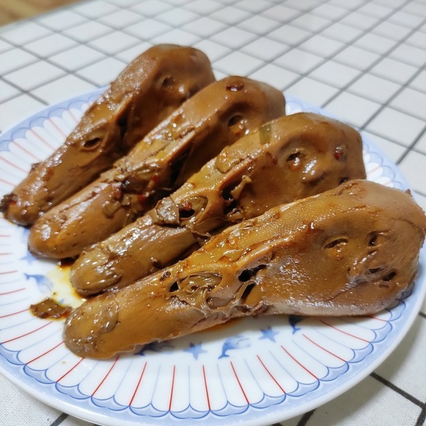 麻辣鸭头