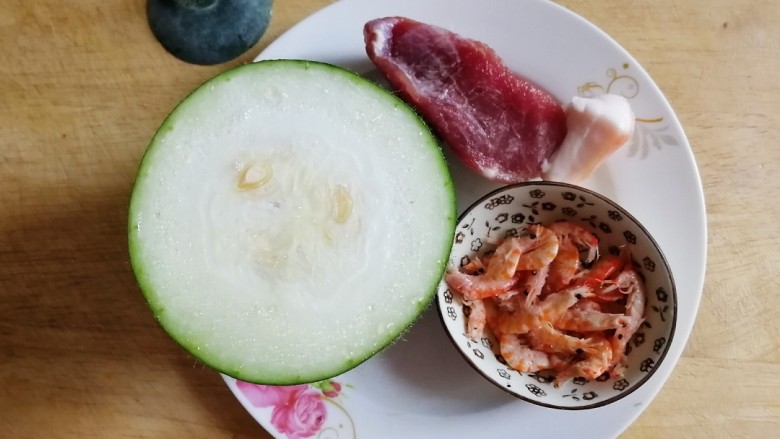 三鲜小馄饨,准备食材。