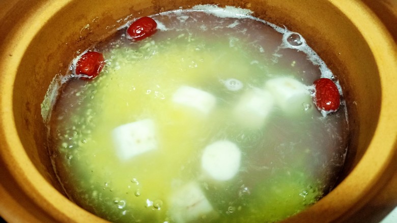 山药枸杞粥,大火煮开转小火