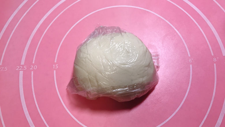 红豆沙老婆饼,也装保鲜袋放冰箱冷藏