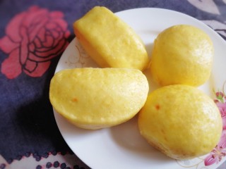 胡萝卜馒头