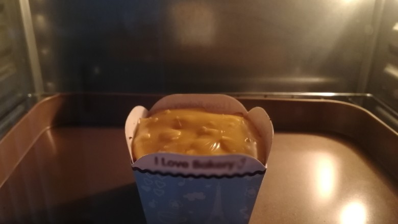 芝士焗土豆泥,中层,230度,烤15分钟。