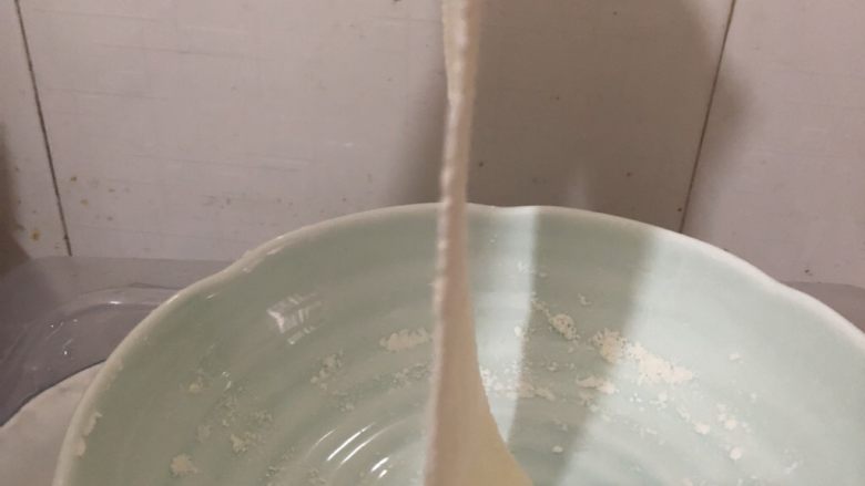 番茄瘦肉面,压薄后,直接压成面