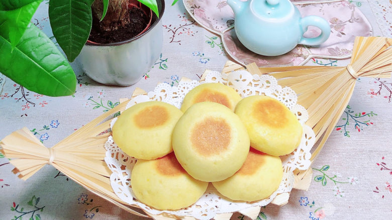 黄金玉米饼,像点心一样,一次可以吃好几个哟!