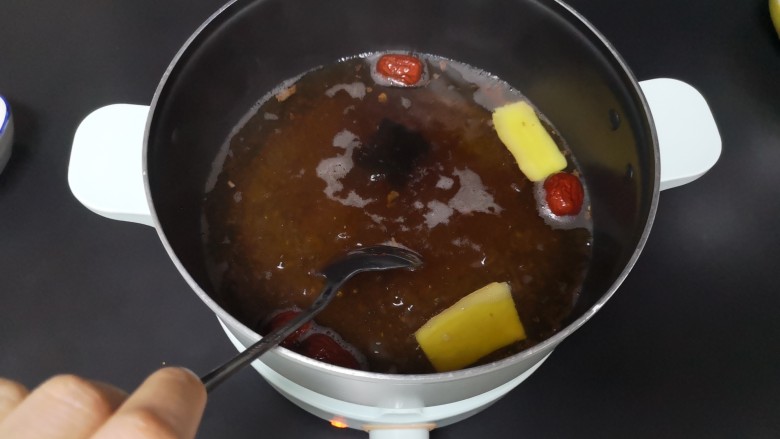 南瓜小圆子,搅拌一下,继5分钟