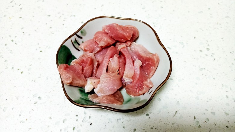 猪肉炒小白菜,<a style='color:red;display:inline-block;' href='/shicai/ 414'>猪肉</a>切片