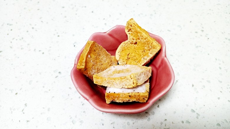 猪肉炒小白菜,豆腐块准备好