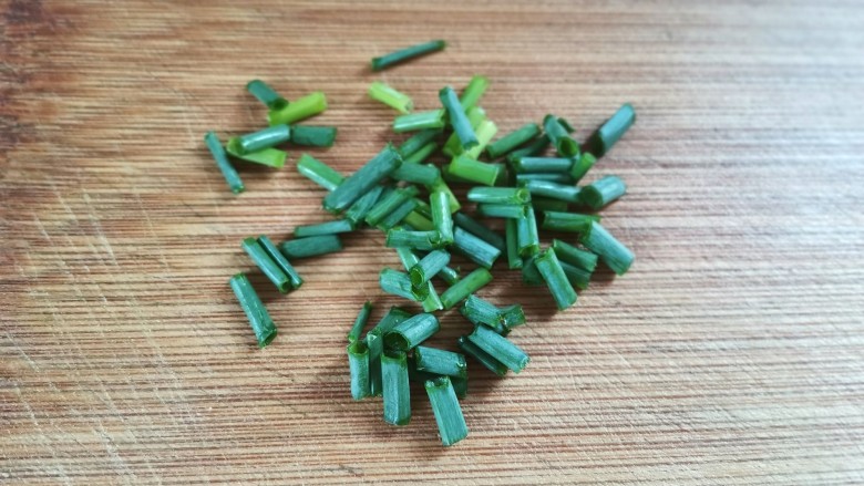 豆腐鸡蛋羹,葱切葱花