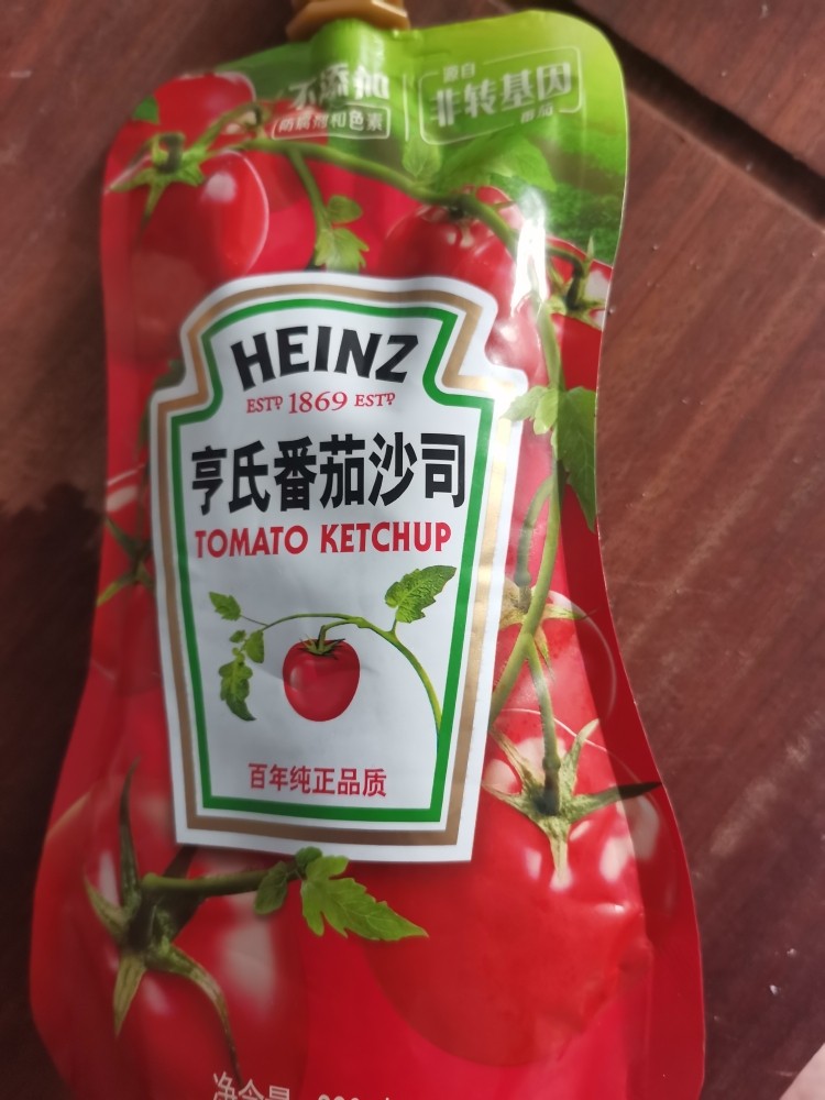 手抓饼,<a style='color:red;display:inline-block;' href='/shicai/ 699'>番茄酱</a>