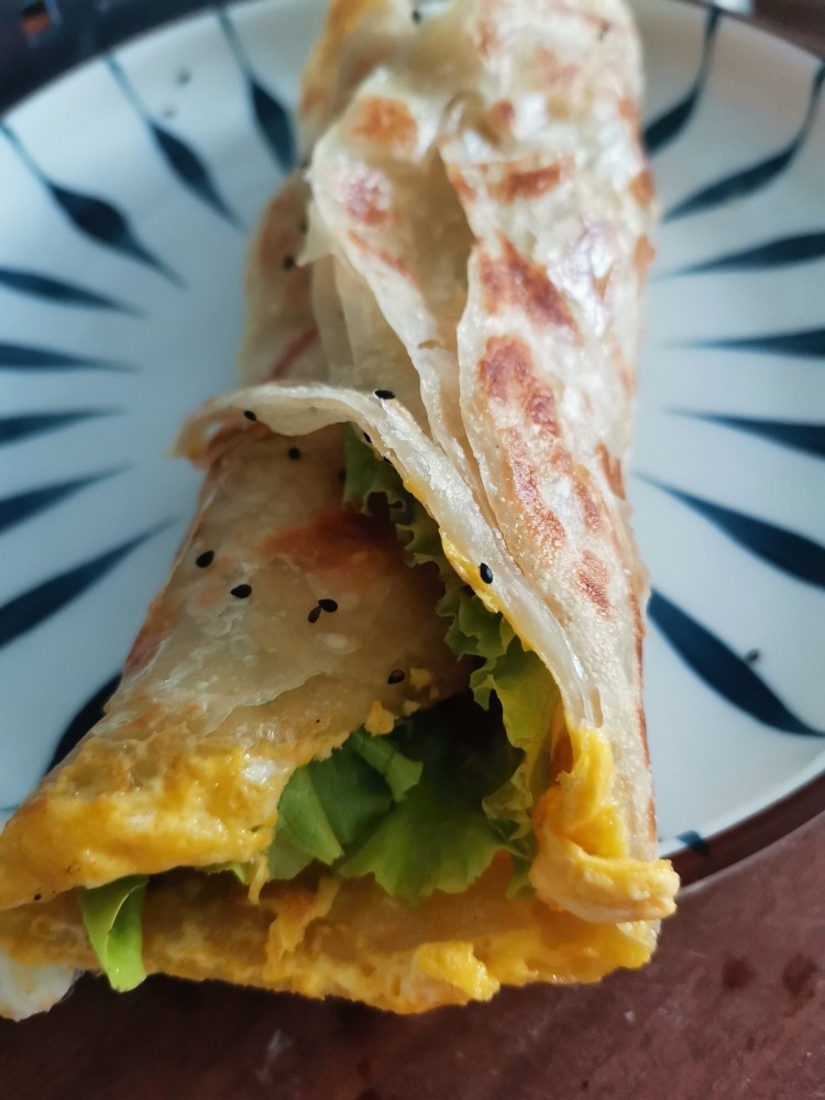 手抓饼,卷起就可以了