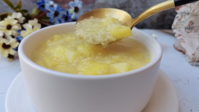 苹果小米粥,稠稠的