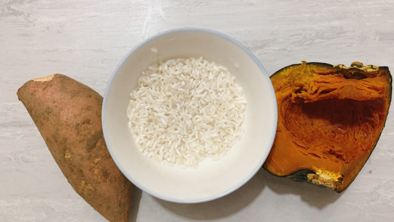 红薯南瓜粥,食材如图,所示示意。