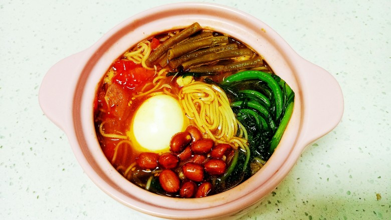 酸豆角鸡蛋面,当当当开吃啦