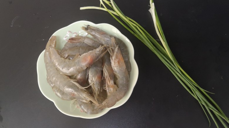 红烧虾,食材备好